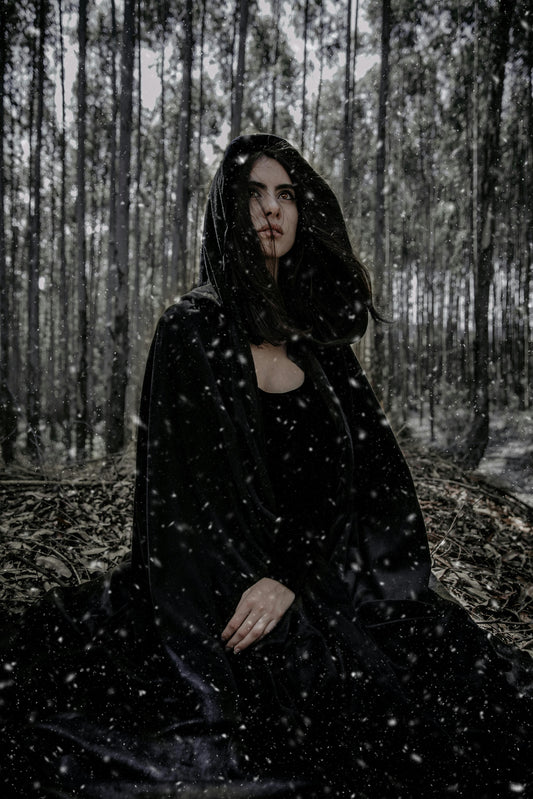 Gotyckie Opowieści #11: Skąd wziął się gotycki styl? Historia, która ukształtowała mroczną modę